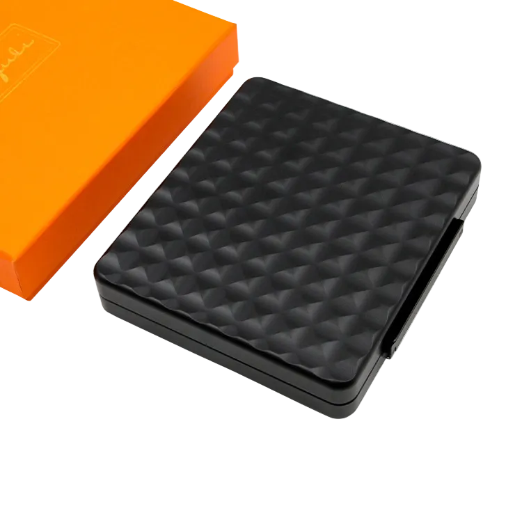 DRXform Titan Edge | 6-Cigar Slim Aluminum Travel Humidor