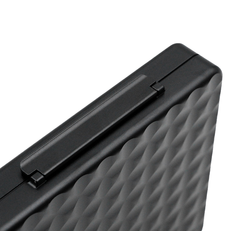 DRXform Titan Edge | 6-Cigar Slim Aluminum Travel Humidor